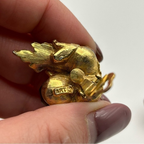 Vintage Arthur Pepper Gold Tone Leaves & Brown Beads Statement Clip On Earrings - Picture 8 of 8